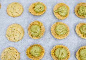 Sicilian cookies filled with green matcha cream, artisanal and handcrafted.